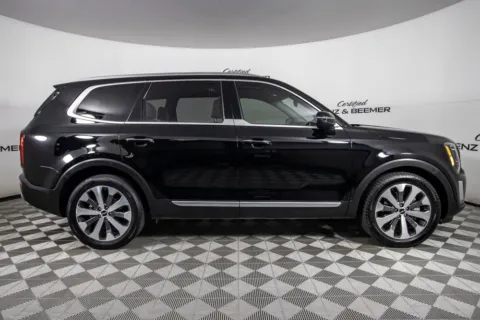 Another view of 2022 Kia Telluride S for sale in Scottsdale, AZ at Certified Benz & Beemer