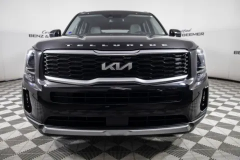 More photos of 2022 Kia Telluride S at Certified Benz & Beemer, AZ