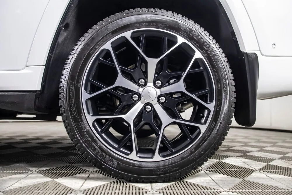 Jeep Grand Cherokee photo 42