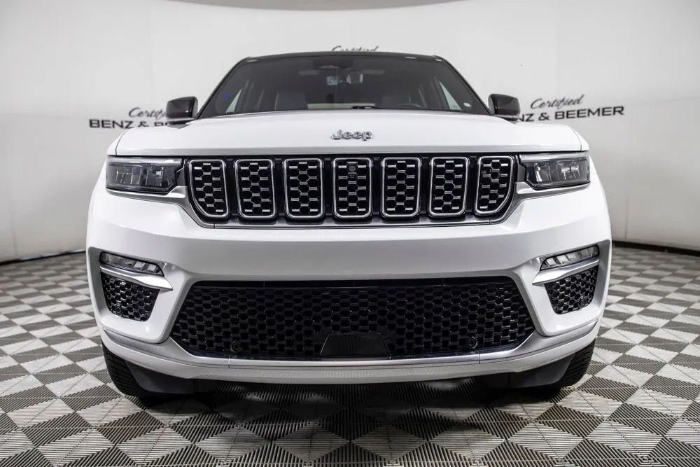 Jeep Grand Cherokee photo 5