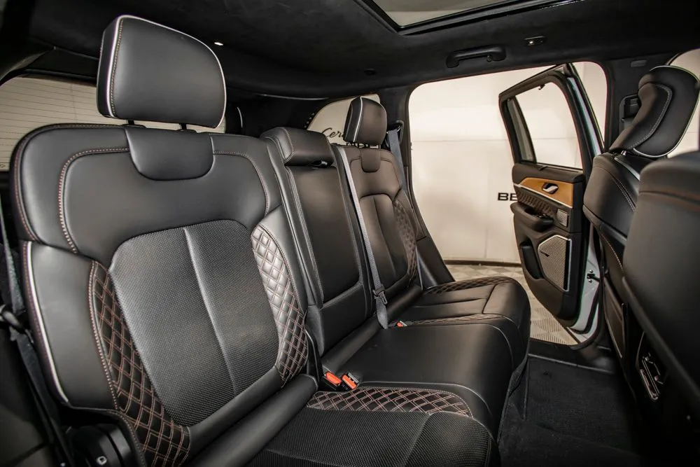 Jeep Grand Cherokee photo 15
