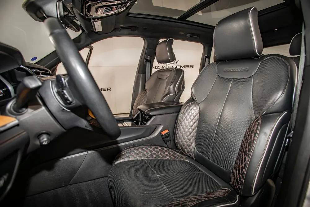 Jeep Grand Cherokee photo 13