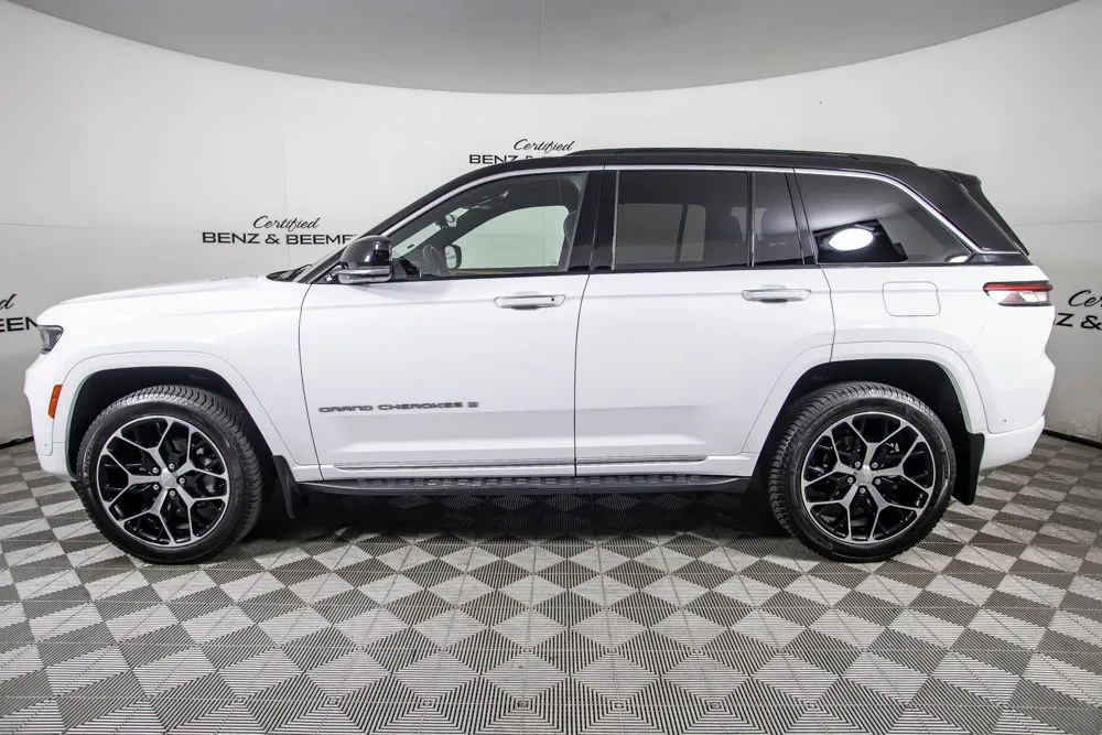 Jeep Grand Cherokee photo 10