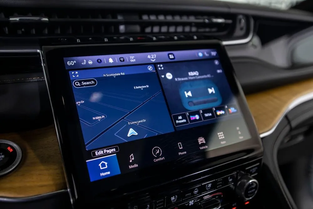 Jeep Grand Cherokee photo 28