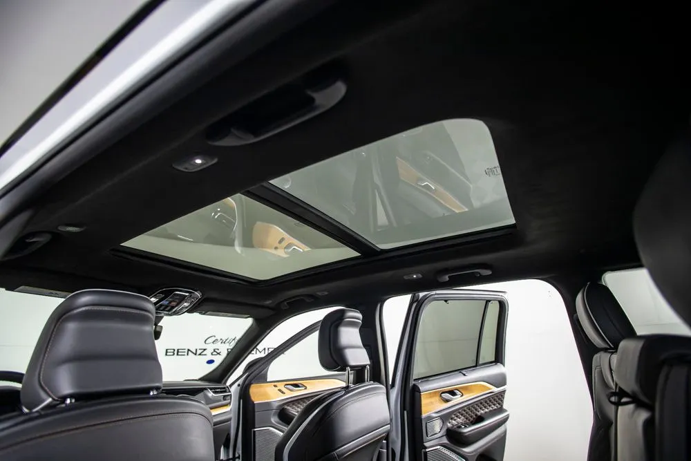 Jeep Grand Cherokee photo 22