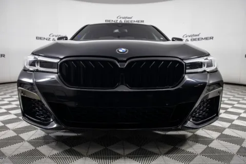 More photos of 2021 BMW 5 Series 530e iPerformance at Certified Benz & Beemer, AZ