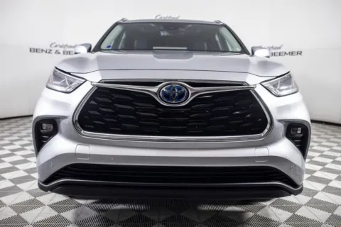 Another view of 2023 Toyota Highlander Hybrid Limited for sale in Scottsdale, AZ at Certified Benz & Beemer
