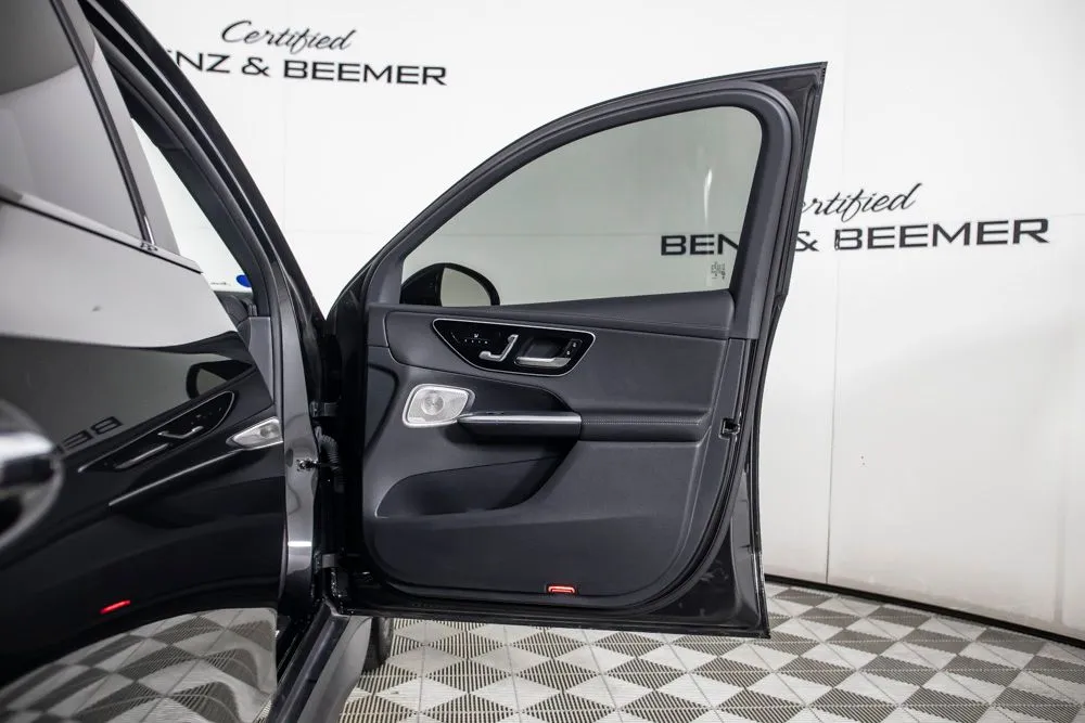 Mercedes-Benz GLC photo 19