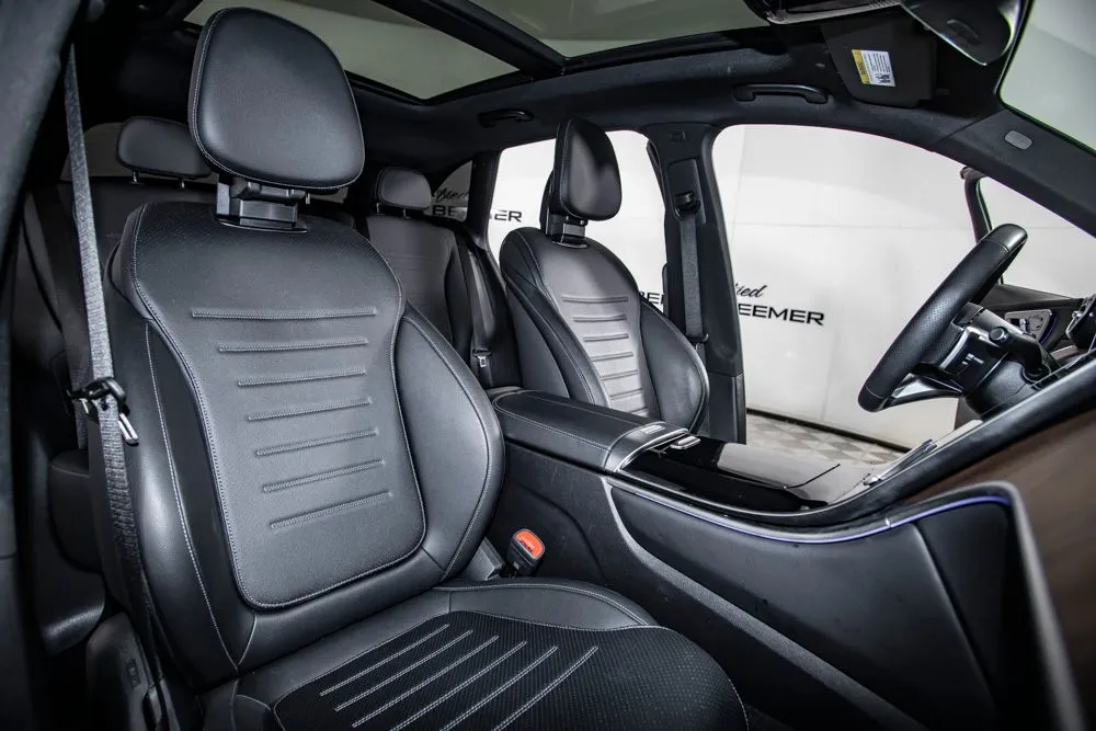 Mercedes-Benz GLC photo 16