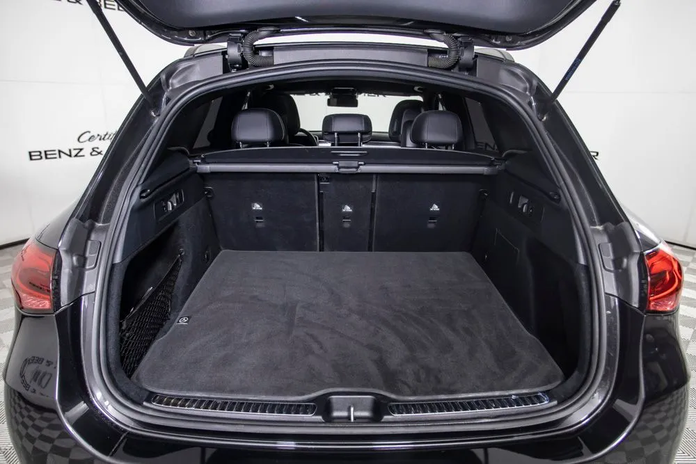 Mercedes-Benz GLC photo 8