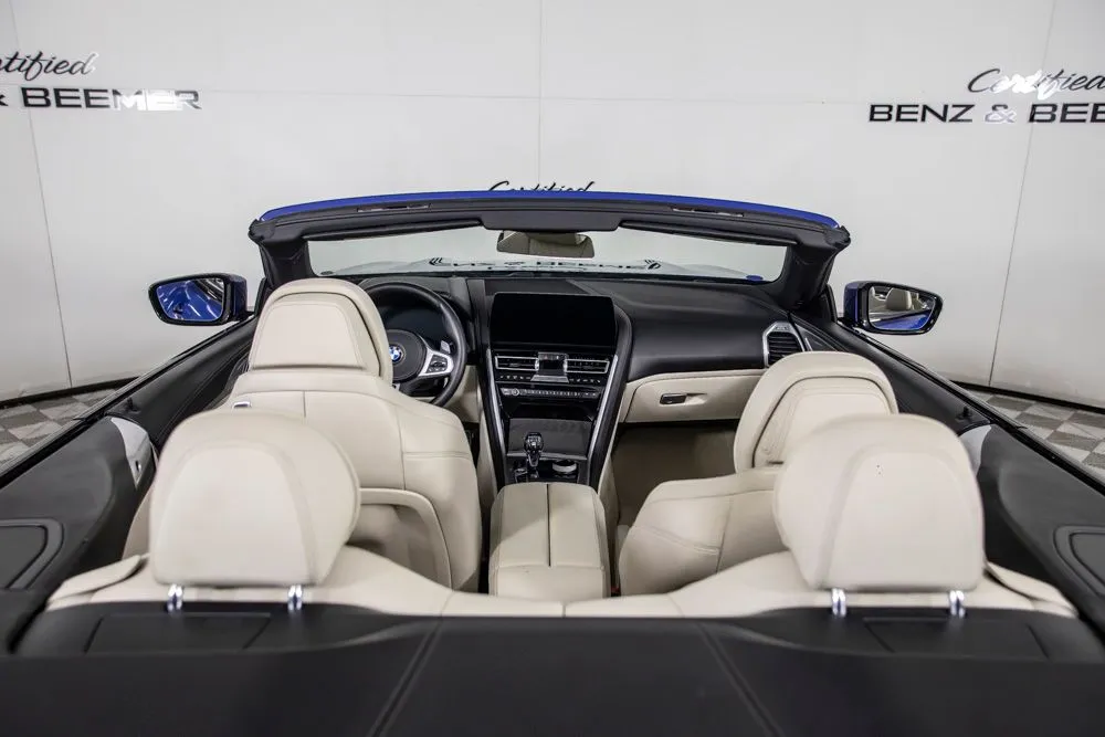 BMW 8 Series photo 14