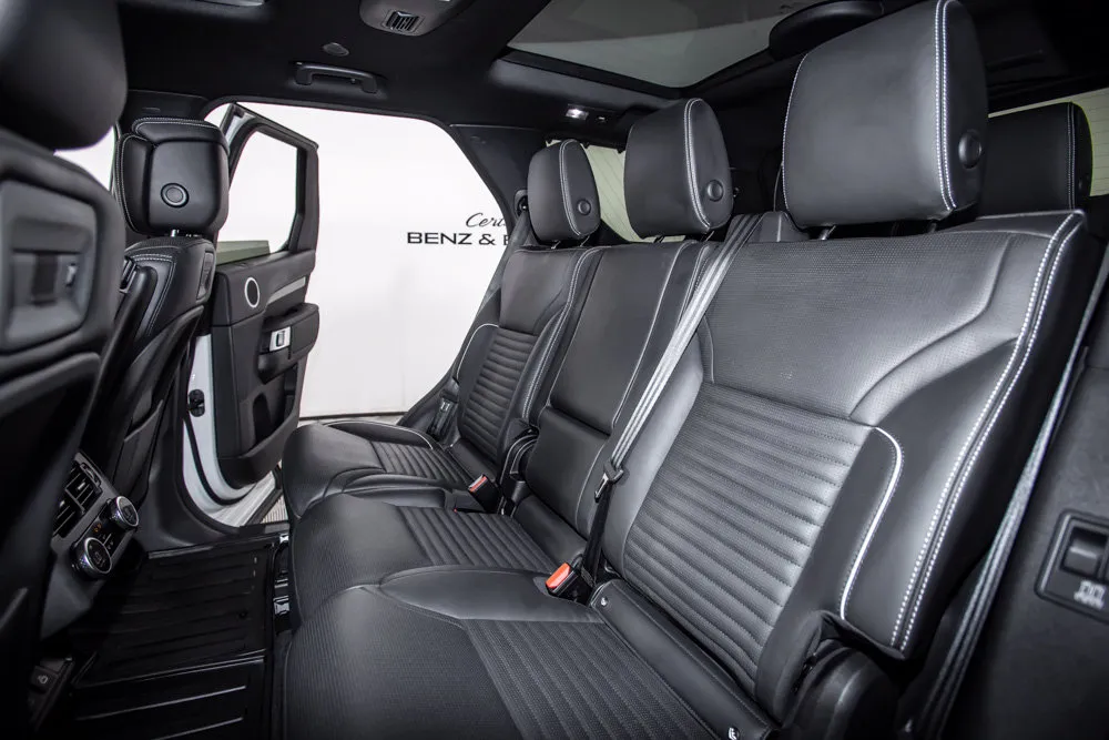 Land Rover Discovery photo 15