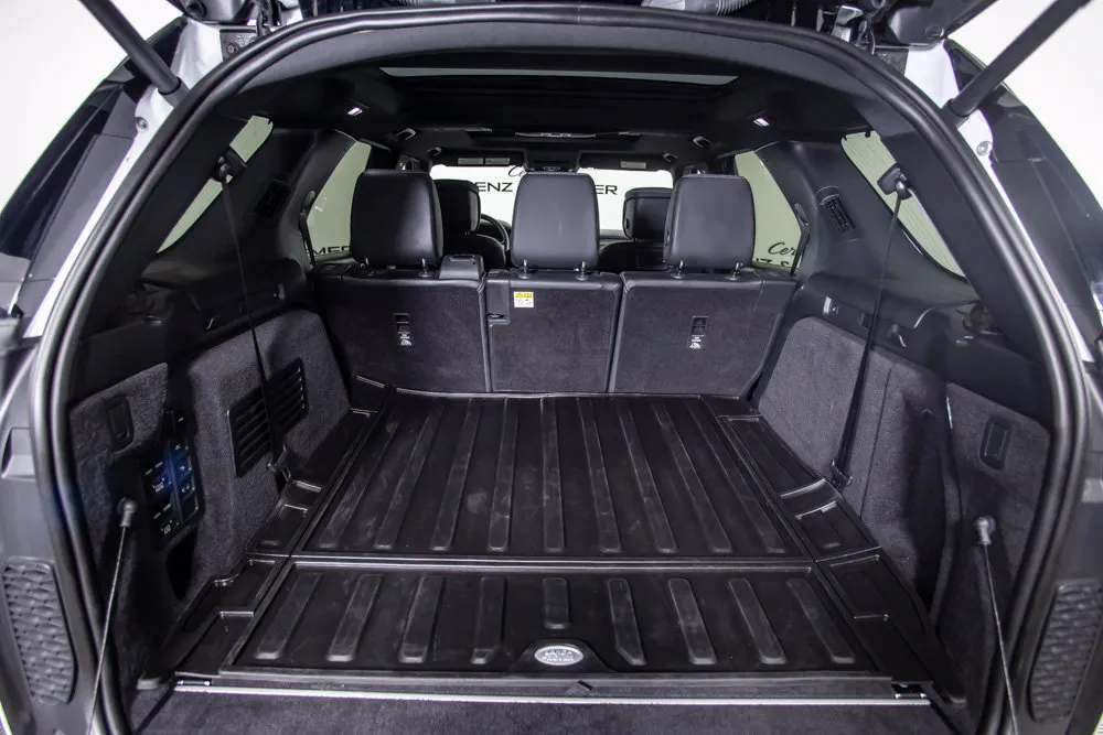 Land Rover Discovery photo 9