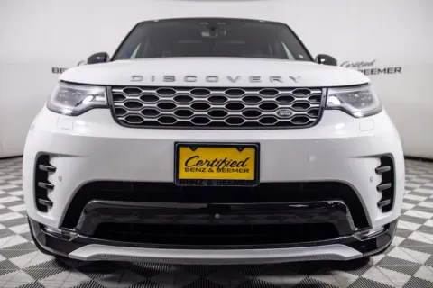 More photos of 2024 Land Rover Discovery Metropolitan Edition at Certified Benz & Beemer, AZ