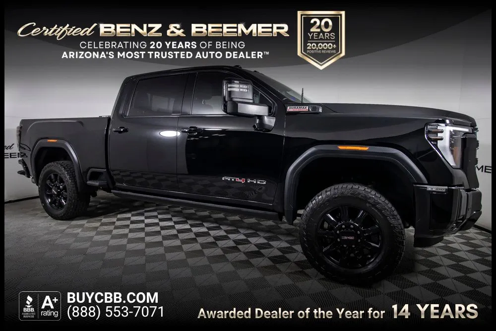 2024 GMC Sierra 4WD Crew Cab Standard Box AT4's photo