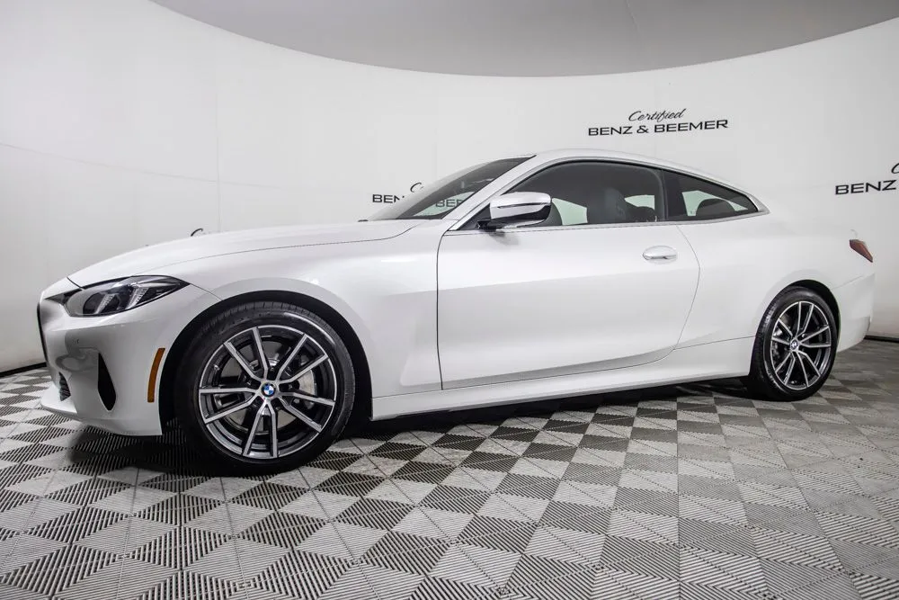 BMW 4 Series photo 9