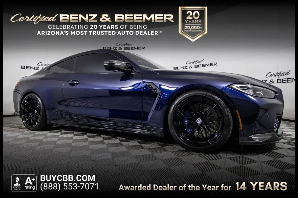 2023 BMW M4 -'s photo