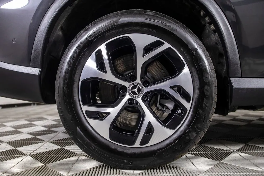 Mercedes-Benz GLC photo 40