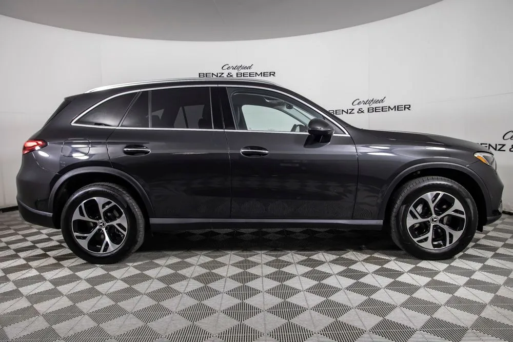 Mercedes-Benz GLC photo 3