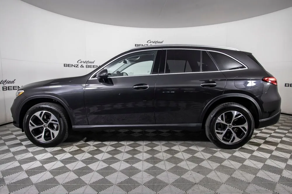 Mercedes-Benz GLC photo 10