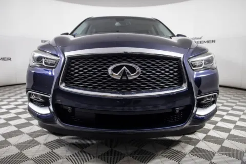 More photos of 2016 INFINITI QX60 at Certified Benz & Beemer, AZ
