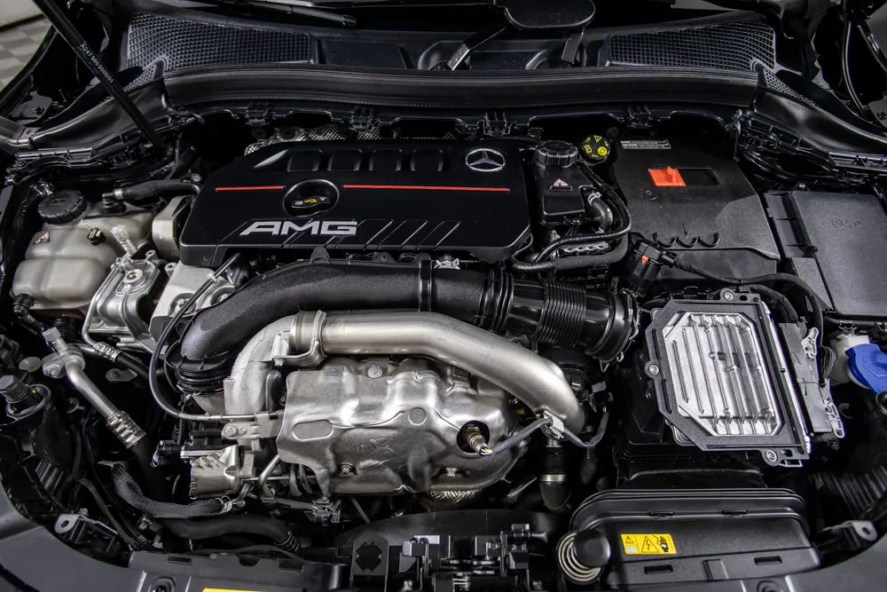 Mercedes-Benz GLA photo 47