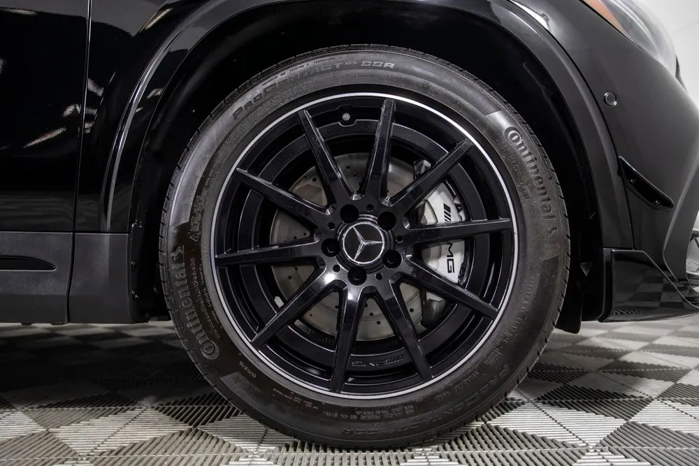 Mercedes-Benz GLA photo 40