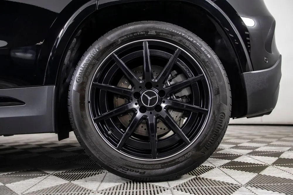 Mercedes-Benz GLA photo 42