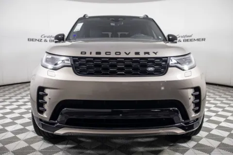 Another view of 2024 Land Rover Discovery Dynamic SE for sale in Scottsdale, AZ at Certified Benz & Beemer