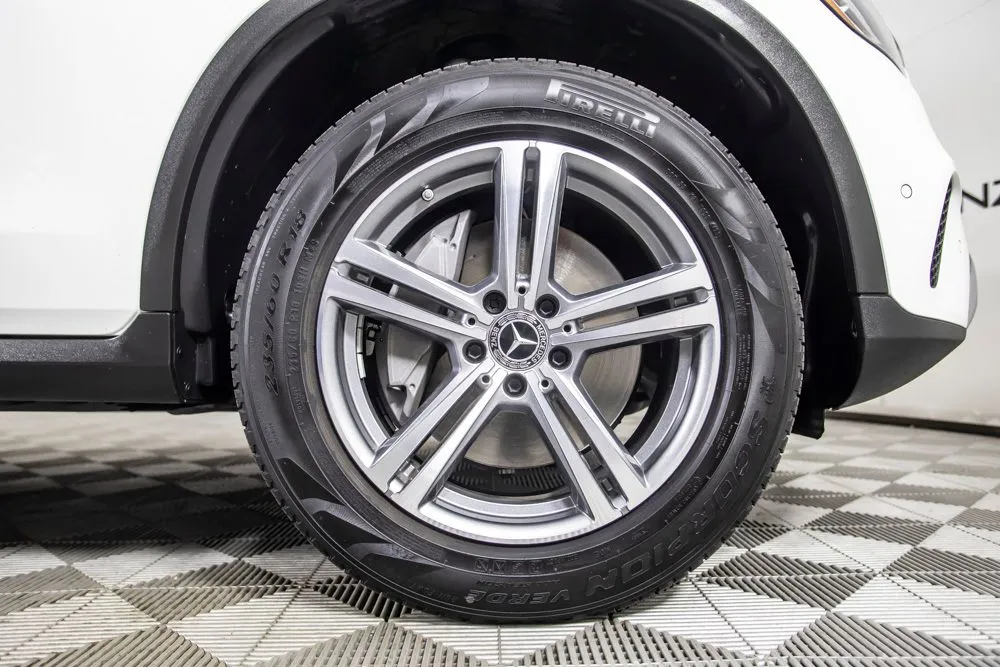 Mercedes-Benz GLC photo 35