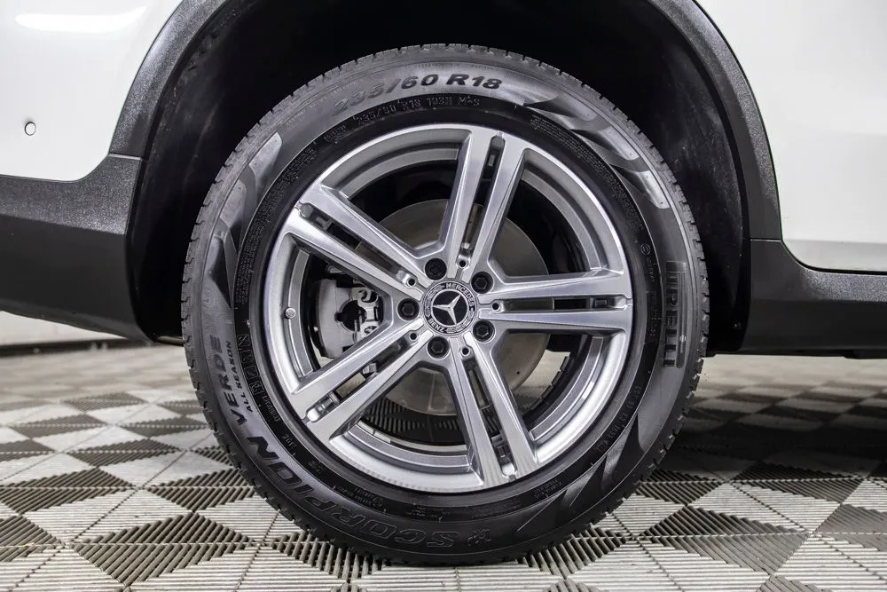 Mercedes-Benz GLC photo 37