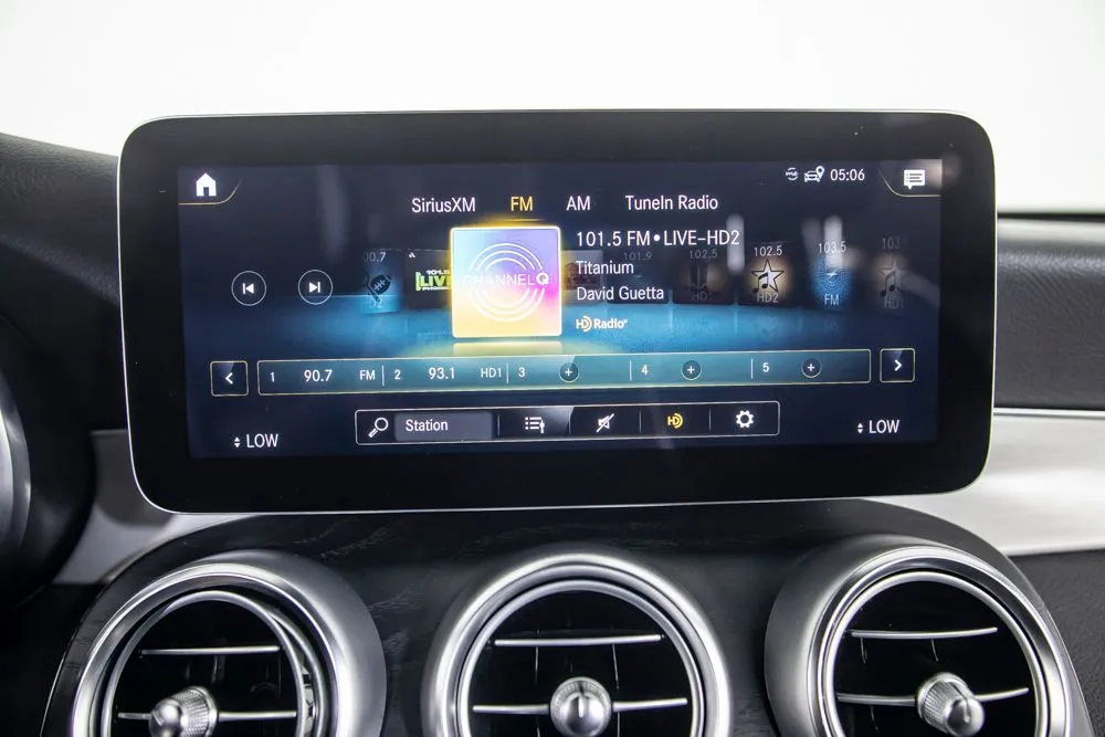 Mercedes-Benz GLC photo 25