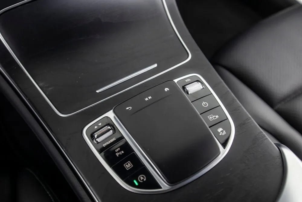 Mercedes-Benz GLC photo 29