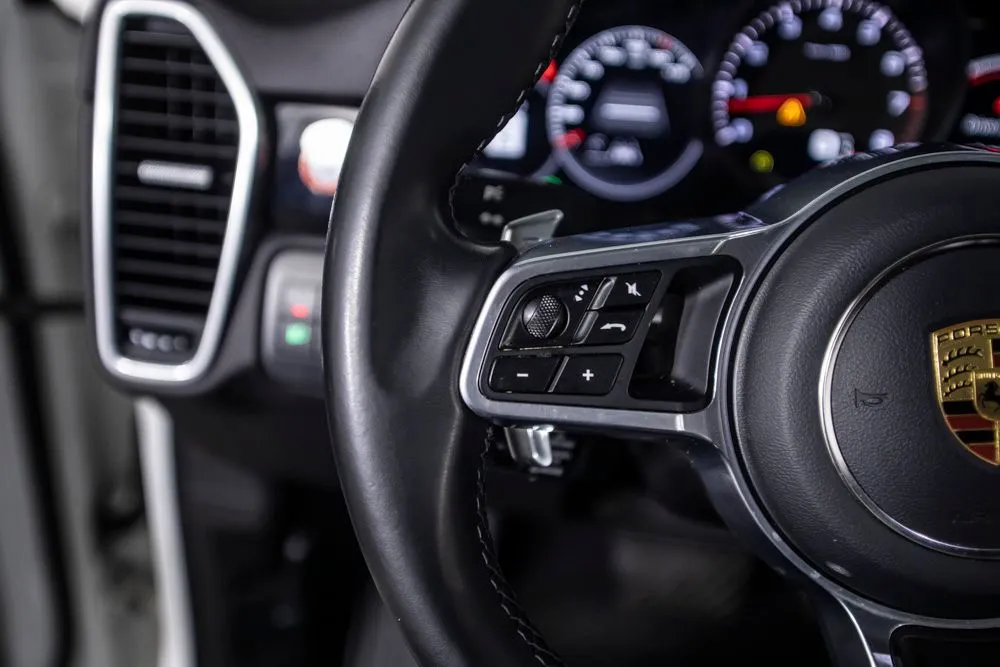 Porsche Cayenne photo 34