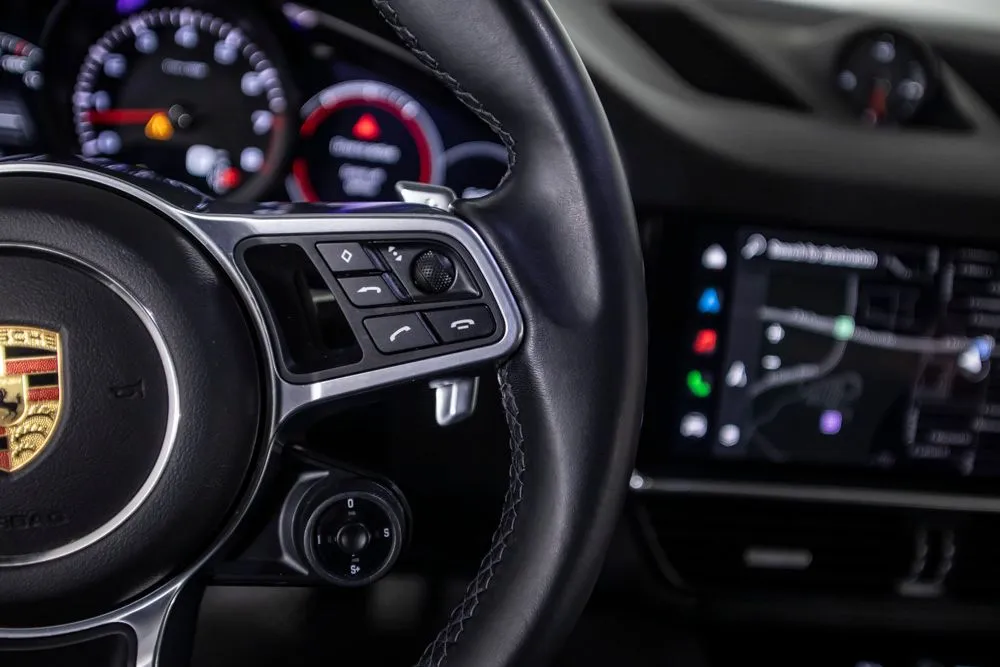 Porsche Cayenne photo 35