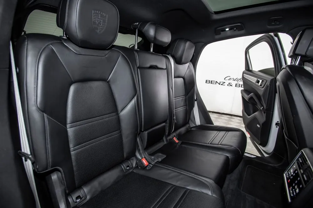 Porsche Cayenne photo 15