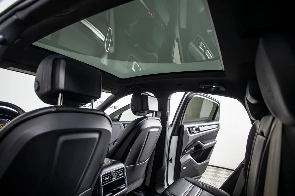 Porsche Cayenne photo 22