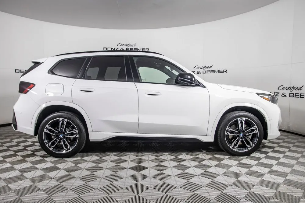 BMW X1 photo 3