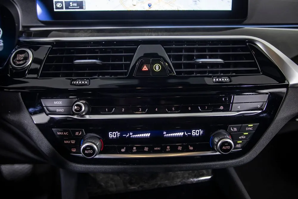 BMW 5 Series photo 29