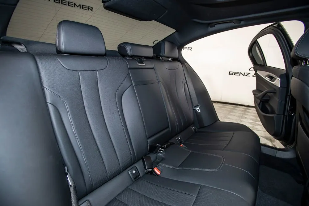 BMW 5 Series photo 15