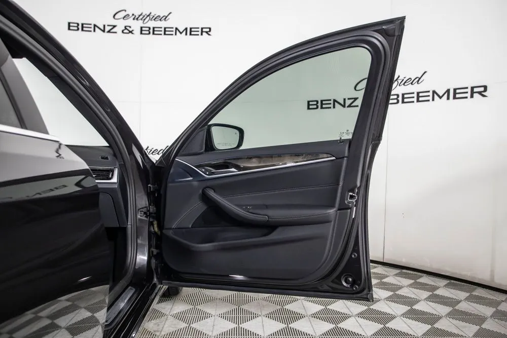 BMW 5 Series photo 19