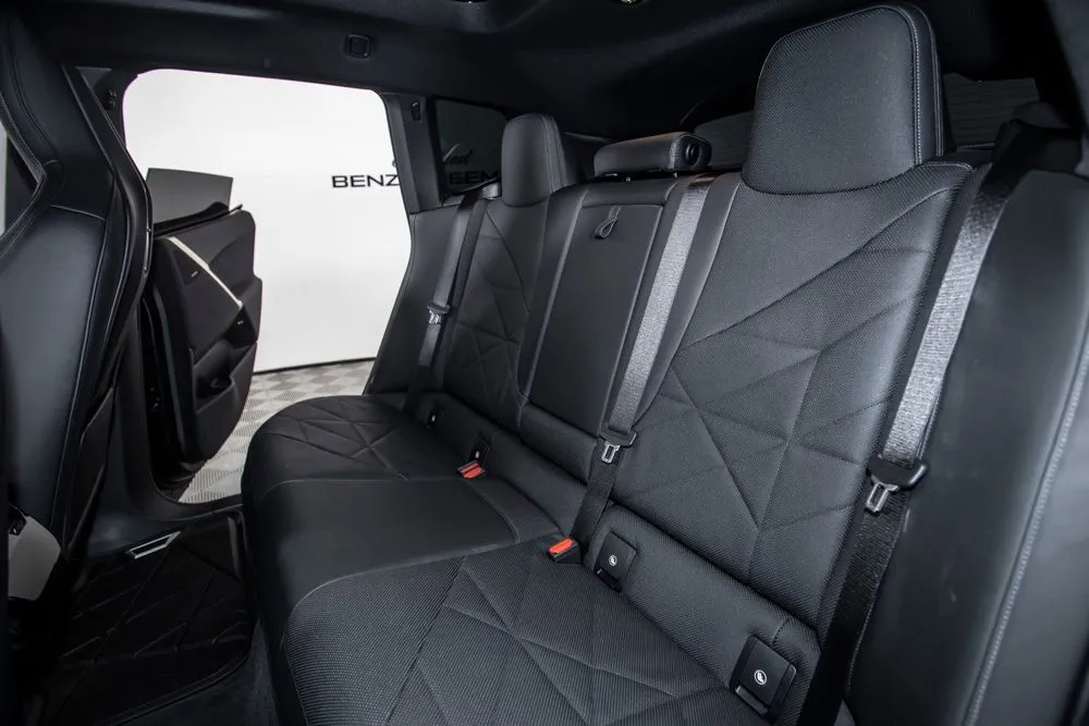 BMW iX photo 14