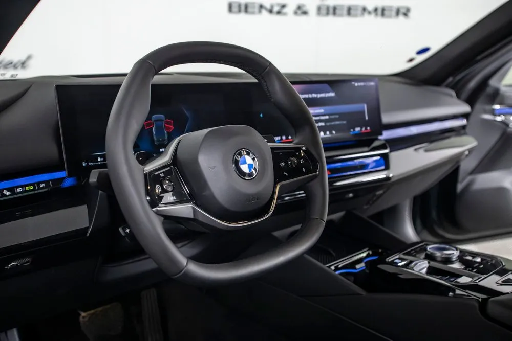 BMW 5 Series photo 21