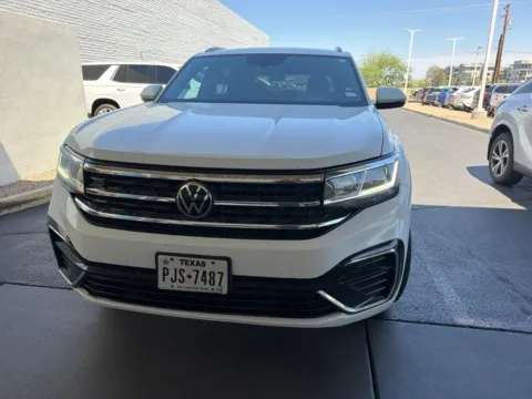 More photos of 2021 Volkswagen Atlas Cross Sport 3.6L V6 SE w/Technology R-Line at Certified Benz & Beemer, AZ