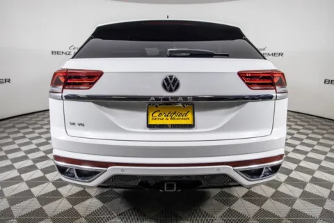 More photos of 2021 Volkswagen Atlas Cross Sport 3.6L V6 SE w/Technology R-Line at Certified Benz & Beemer, AZ