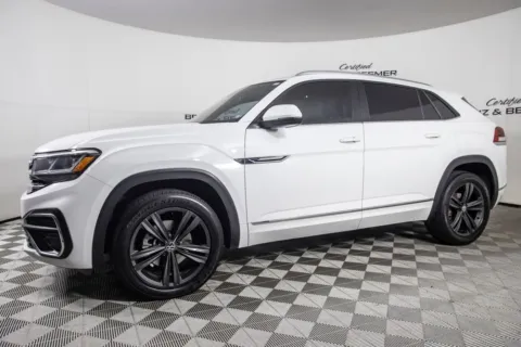More photos of 2021 Volkswagen Atlas Cross Sport 3.6L V6 SE w/Technology R-Line at Certified Benz & Beemer, AZ