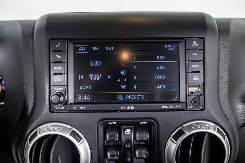 Jeep Wrangler JK photo 25