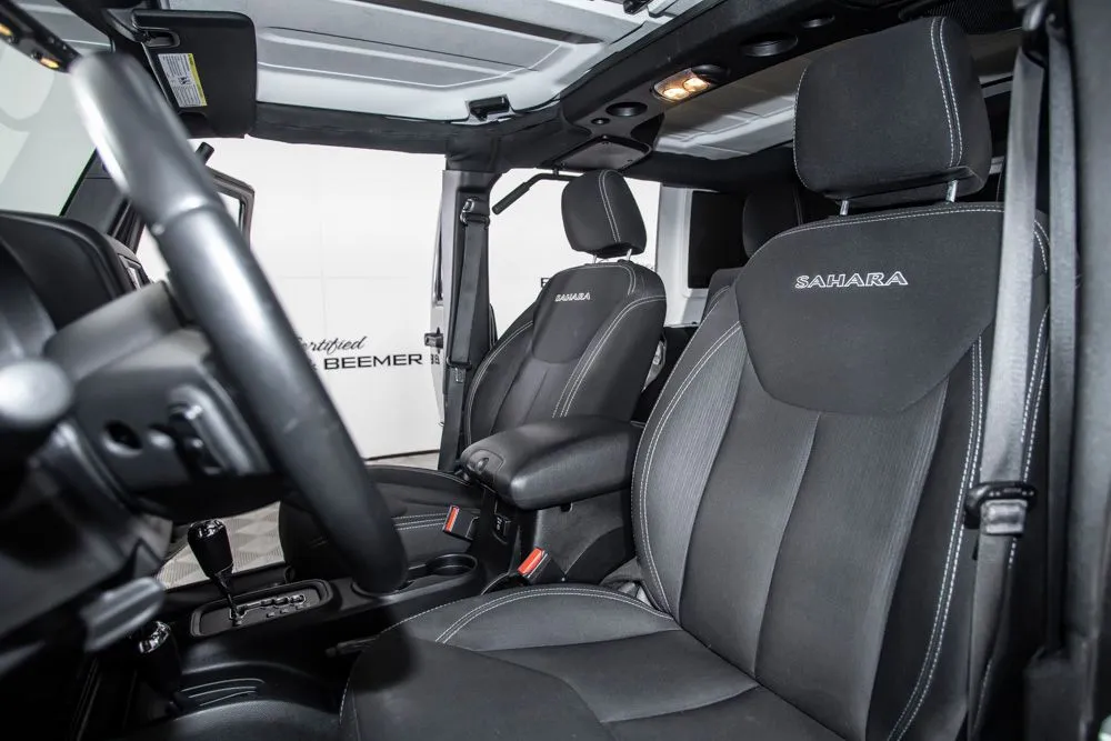 Jeep Wrangler JK photo 15