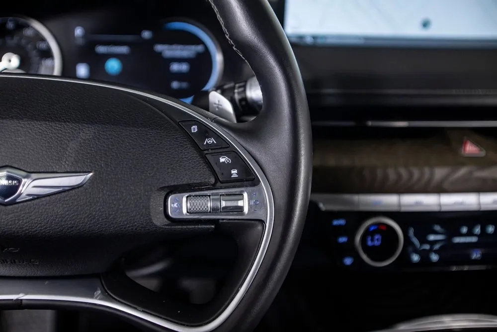 Genesis G80 photo 39