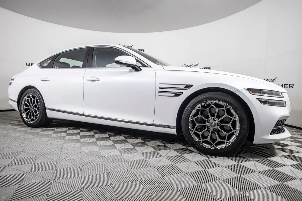 Genesis G80 photo 2